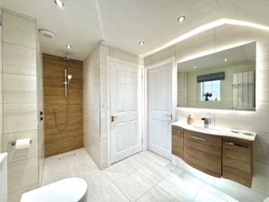 Photo 7- click for photo gallery